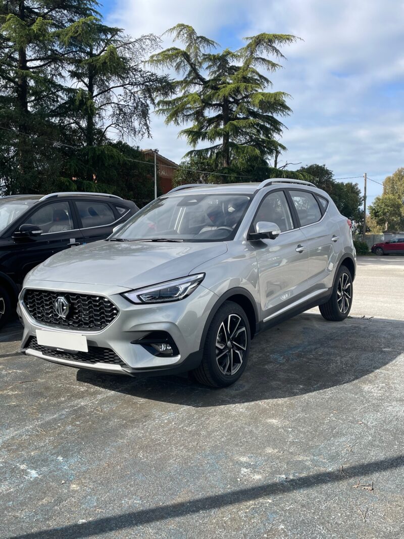 MG ZS 10T AT6 LUXURY